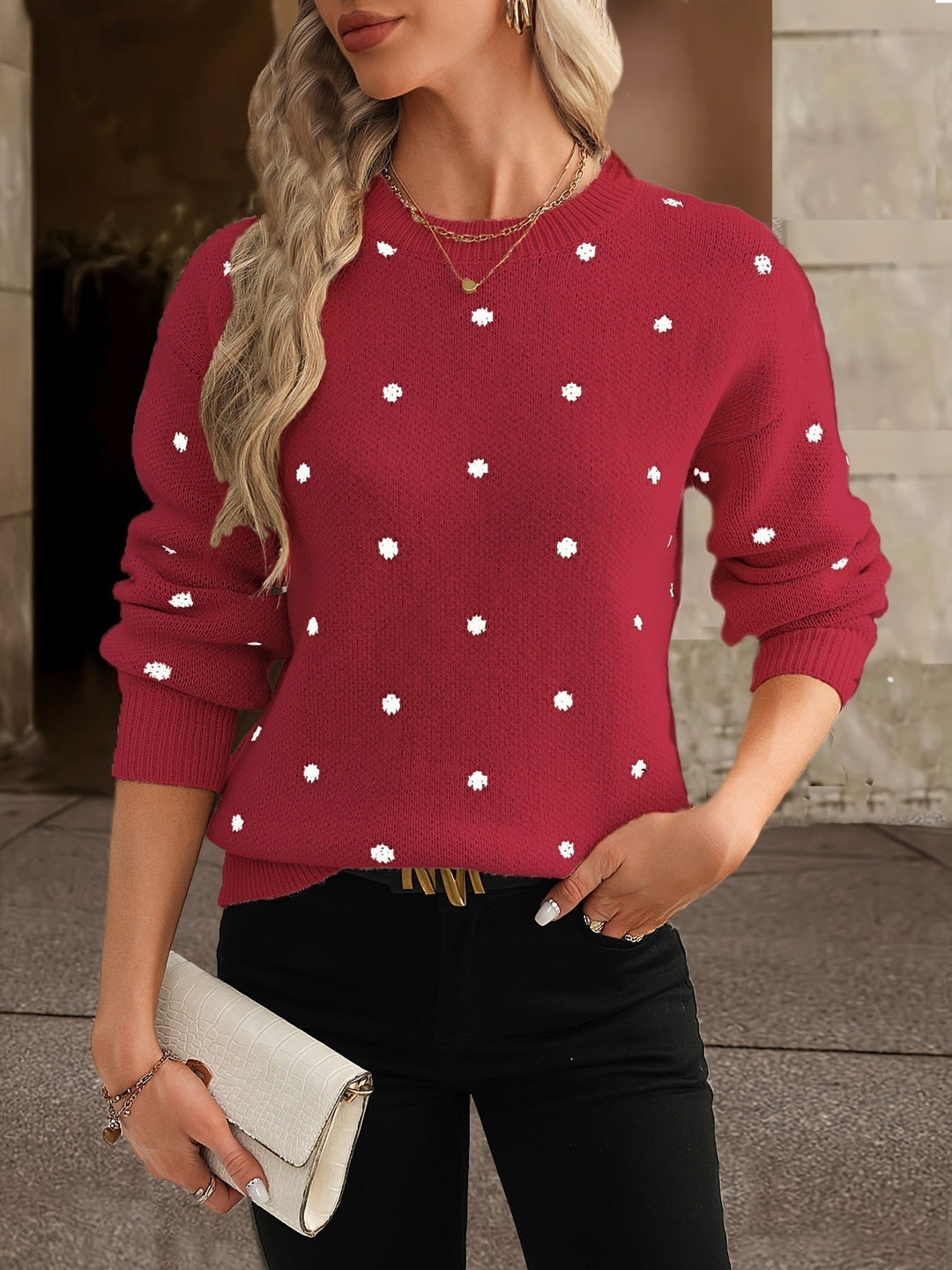 Detailaufnahme: Weiches Strickgewebe & dezente Punkte des Lara Damenpullovers. Rundhals & Langarm-Design.