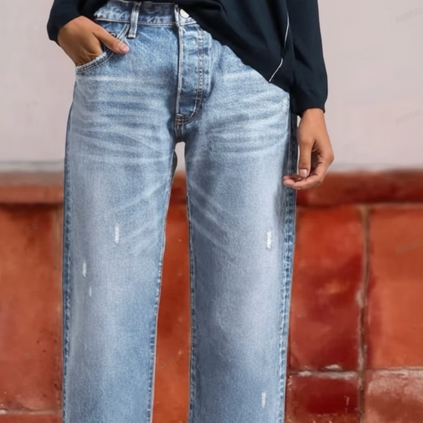 Detail der blauen Damen Retro Straight Jeans, Straight Leg Schnitt, hochwertige Verarbeitung.