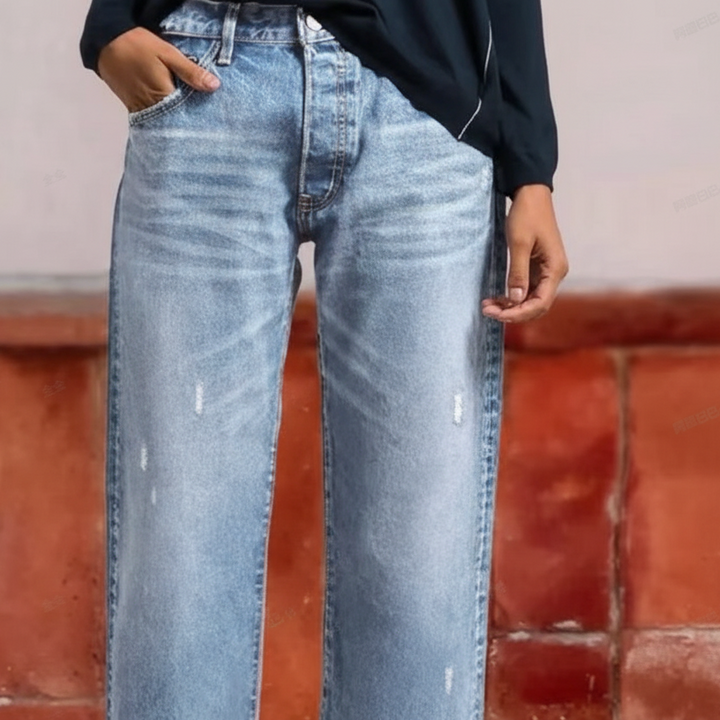 Detail der blauen Damen Retro Straight Jeans, Straight Leg Schnitt, hochwertige Verarbeitung.