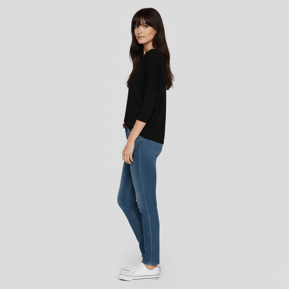 Bequemes Damenshirt Alyssa mit Rundhals und 3/4 Ärmeln; perfekt für Freizeit und Alltag.