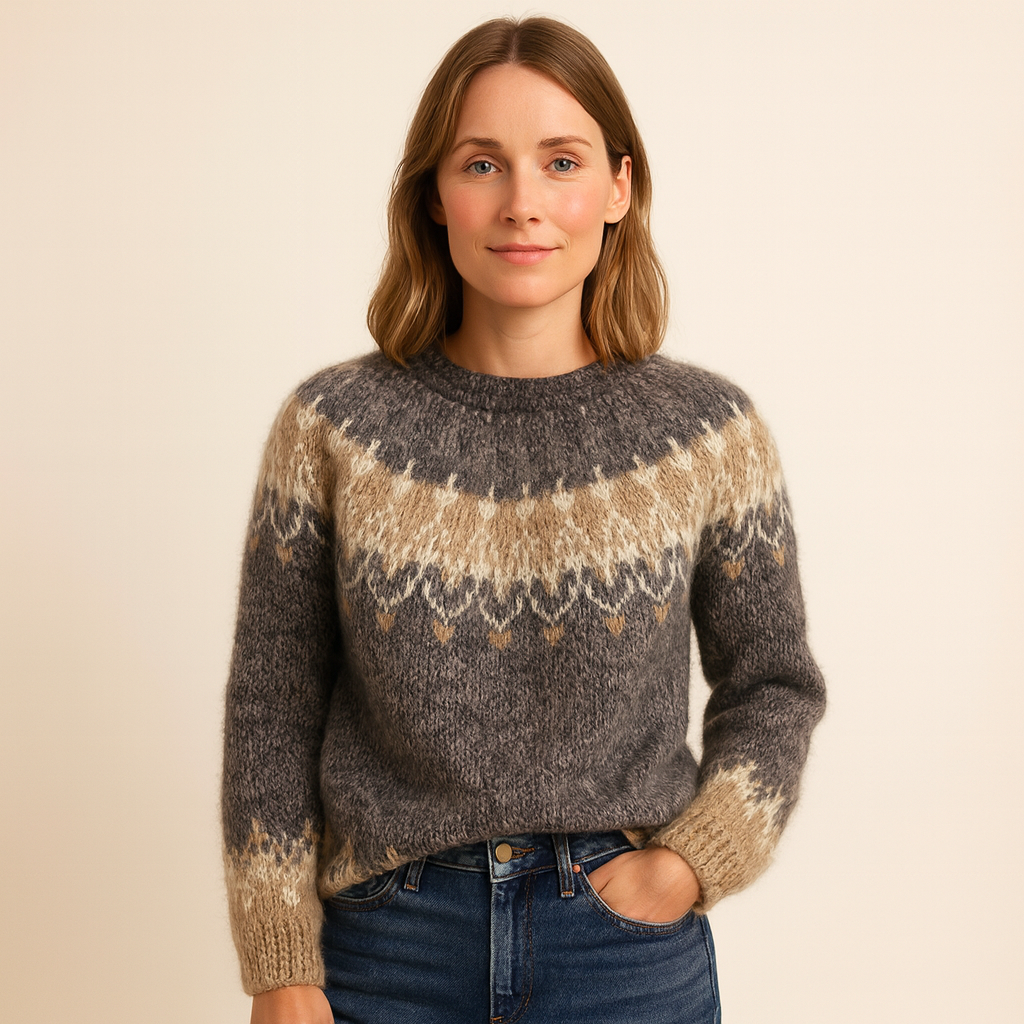 Komfortabler Damen Rundhalspullover Kiara aus feinem Strick. Weicher Damenpullover für gemütliche Herbst- & Wintertage.