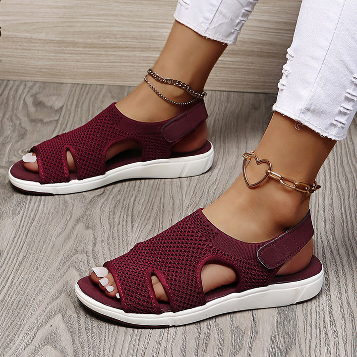 Trendige Damensandalen: Atmungsaktiver Klettverschluss. Leichte Sommerschuhe, ideal für Frühling & Freizeit.
