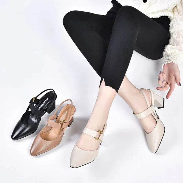Vielseitige Damen Sandalen mit spitzem Design und stabilem Blockabsatz. Ideal für Freizeit, Business und Abend.