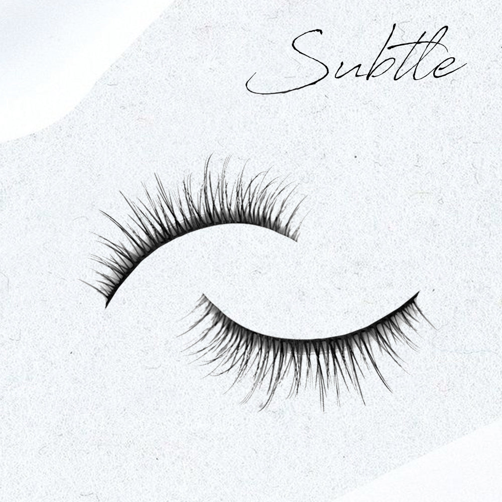 Glamouröse, selbstklebende Wimpern für Damen. Wiederverwendbar, wasserfest & perfekt für Express-Look.