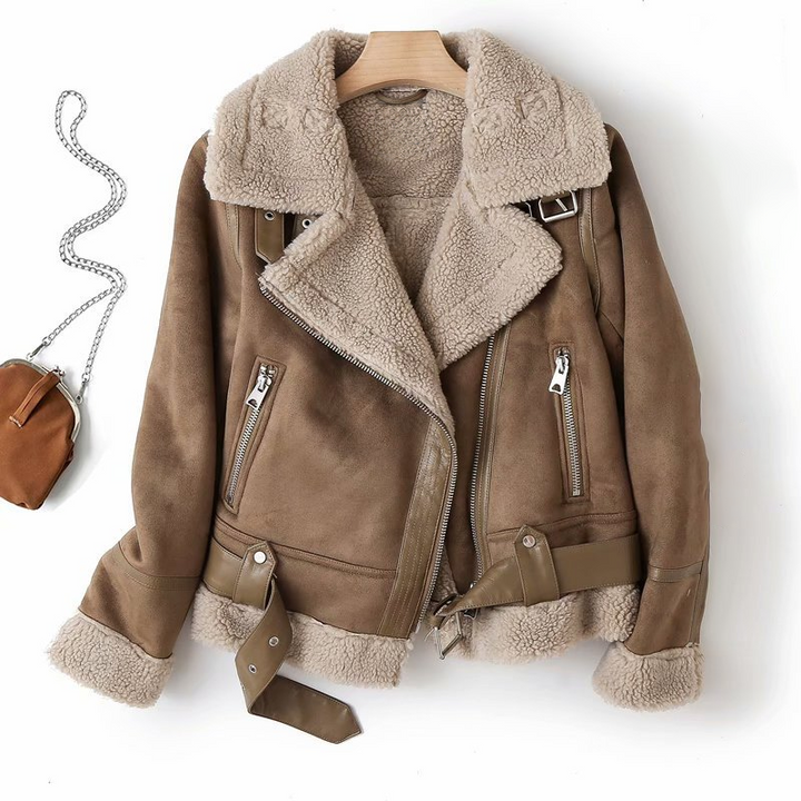 Weiche Damen Sherpa-Bomberjacke. Gemütliche Winterjacke, Kurzjacke mit trendigem Design. Perfekt für Herbst.