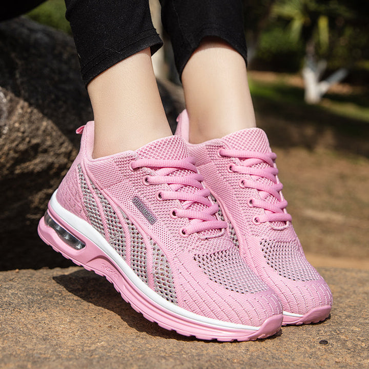 Rutschfeste Sohle der Damen-Sneaker Gina. Gedämpfte Freizeitschuhe für sicheren & komfortablen Halt.