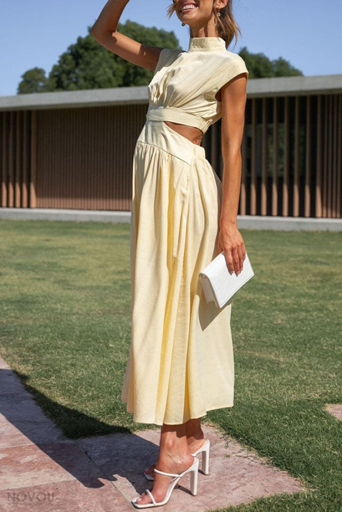 Damen Sommer Midi-Kleid mit Rollkragen. Ärmellos, elegant, Taillen-Cut-Out. Ein Must-have für Damenmode.