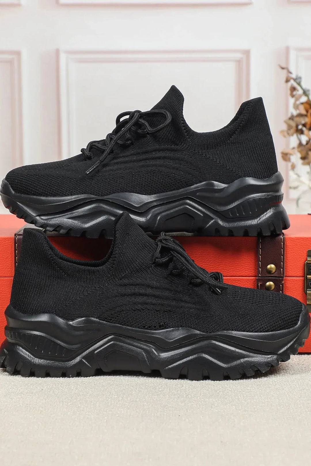 Leichter Damen Sportschuh Abbey, vielseitiger Sneaker für Alltag, Freizeit und sportliche Aktivitäten.