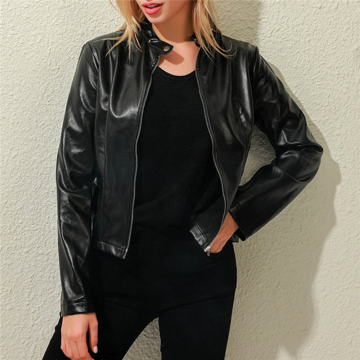 Damen Stehkragen Jacke: Komplettiert jedes Outfit. Eleganter Stil, Komfort für vielseitige Herbst-Winter-Looks.