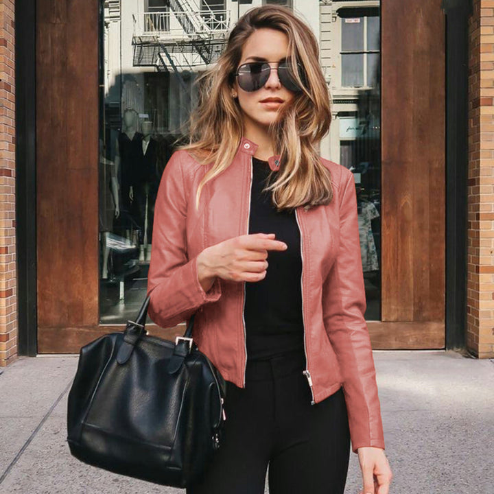 Zeitlose Damen Stehkragen Jacke in Anthrazit. Vielseitige Freizeitjacke, ideal für Herbst- & Wintermode.