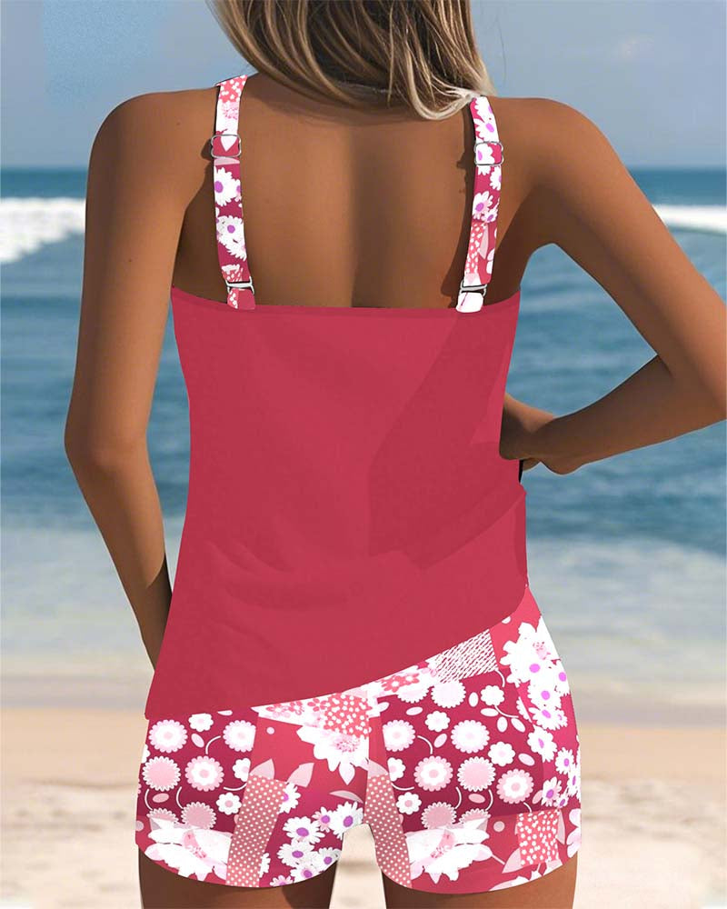 Trendiges Damen Tankini Set mit ansprechendem Druck, bequeme Alternative zum Bikini für den Strand.