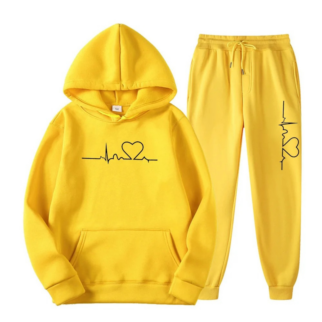Vielseitiger Damen Sportanzug: Ideal für Zuhause, Outdoor-Aktivitäten oder als bequemes Freizeitoutfit.