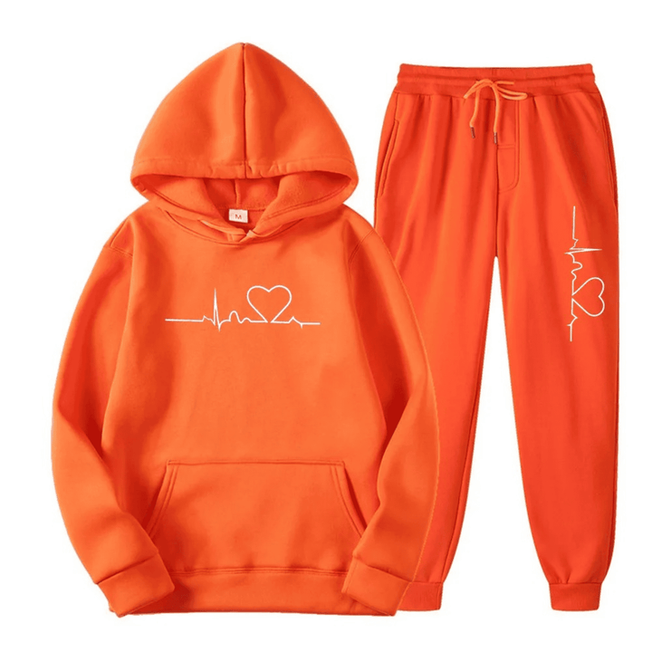 Damen Loungewear: Eleganter Freizeitanzug, der Komfort und Stil perfekt vereint. Ideal für entspannte Tage.