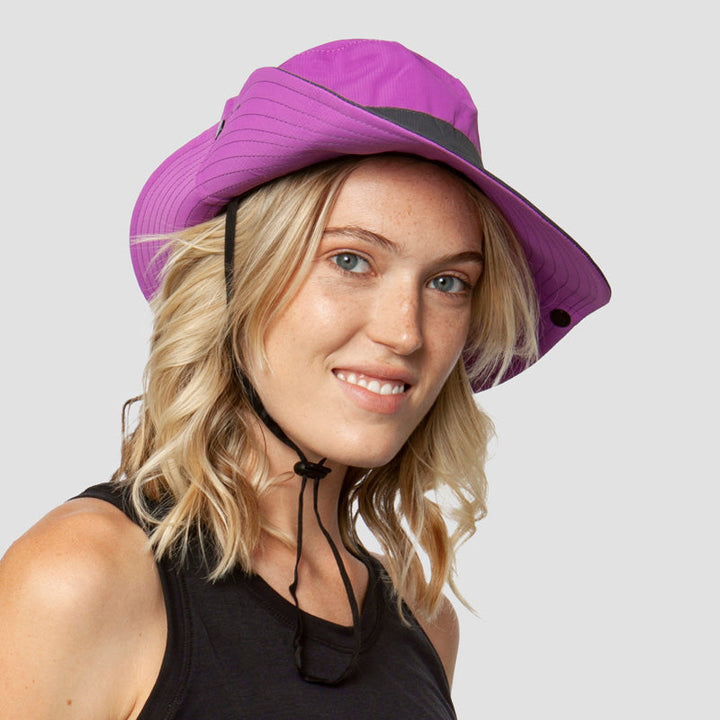Atmungsaktiver Damen Sommerhut faltbar, mit breiter Krempe & UV-Schutz für heiße Tage.