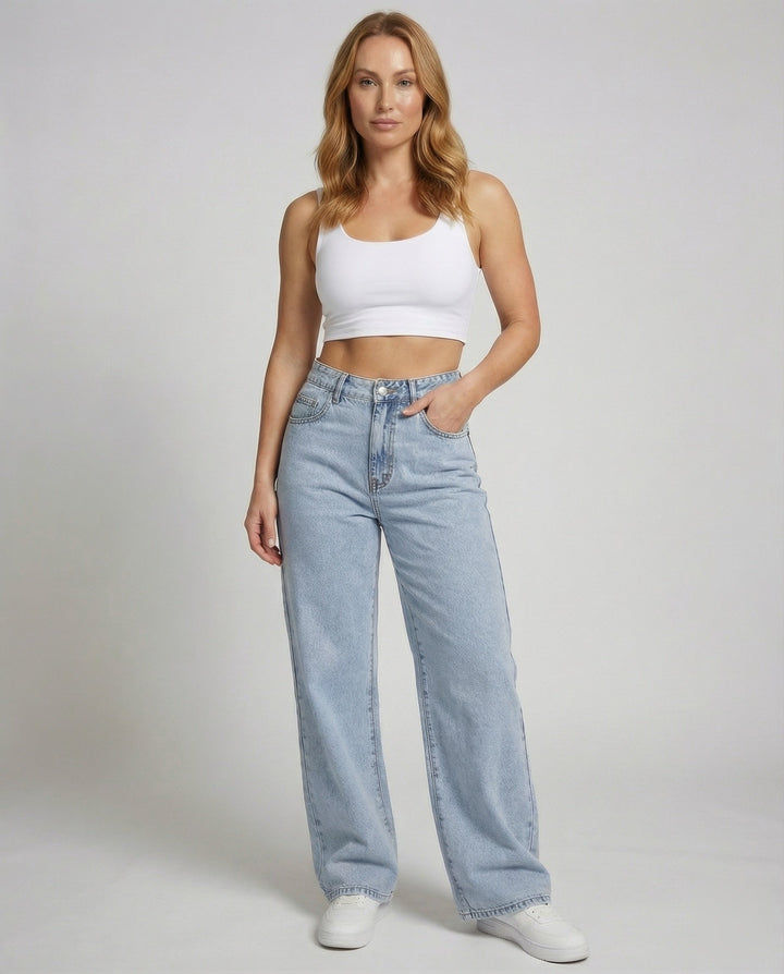 Stilvolle Damen Vintage High-Waist Flared Jeans mit weitem Bein im Retro-Look.