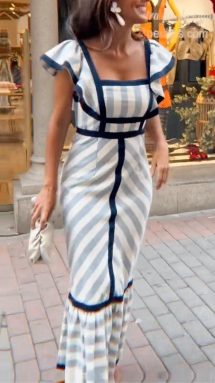 Gestreiftes Damen Maxikleid im Vintage-Stil: Langes, elegantes Sommerkleid, ideal für jede Gelegenheit.