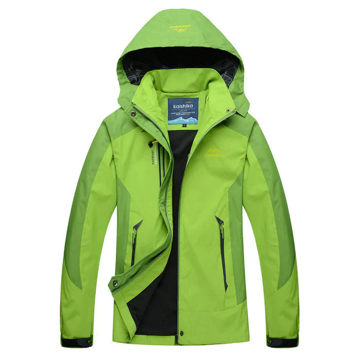 Bequeme Damen Outdoorjacke, leicht & wetterfest, für stilvolle Wanderungen & Freizeit.