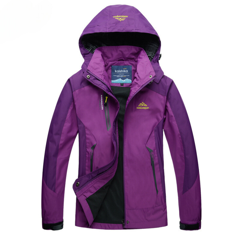 Stilvolle Damen Outdoor-Regenjacke, wetterfest & atmungsaktiv, ideal für jedes Wetter.