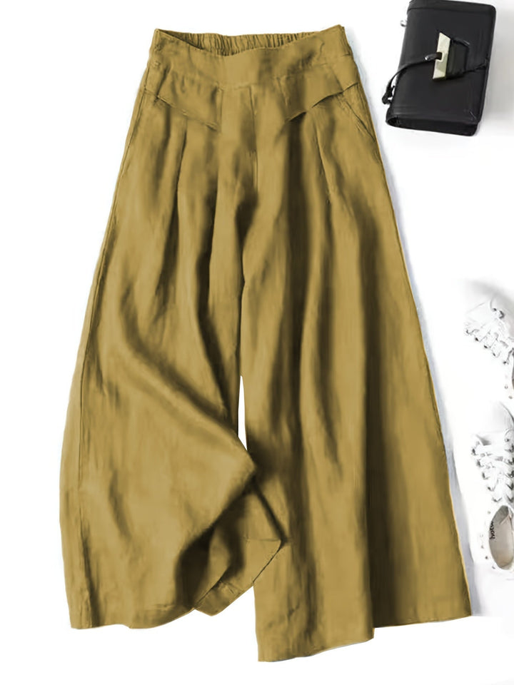 Stilvolle Damen Weitbein Capri-Hose, die Eleganz & Bequemlichkeit vereint, ideal für warme Tage.