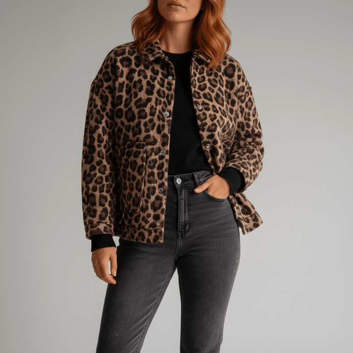Bedruckte Damenjacke mit lebhaftem Leopardenmuster, locker geschnitten, vielseitige Übergangsjacke für Damen.