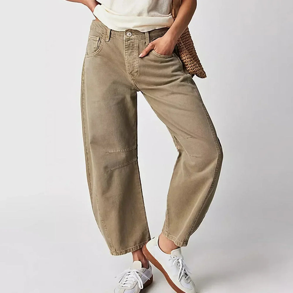 Modische Damen Low Waist Jeans mit weitem Schnitt; ideal für stilvolle Freizeit-Looks & Bewegungsfreiheit.