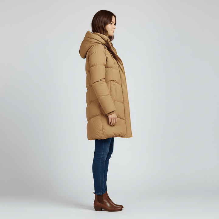 Modischer Damen Winterparka mit Kapuze, extra warm. Ideale Winterjacke für stilvolle Auftritte an kalten Tagen.