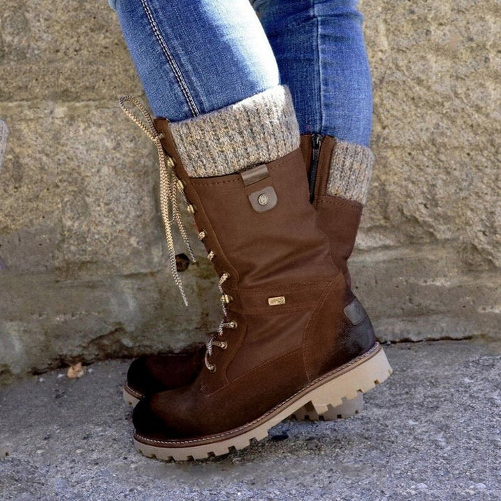Detailansicht der hohen Damen Winterstiefel Nora. Zeigt die hochwertige Verarbeitung & das rutschfeste Profil.