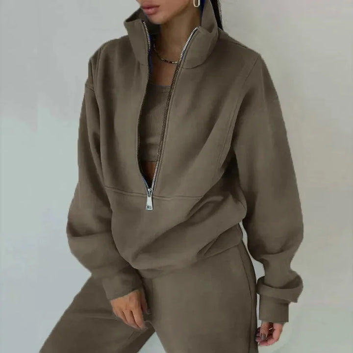 Herbst/Winter Damen Set: Warmer Pullover mit Halbzipper und komfortable Hose für jeden Tag.