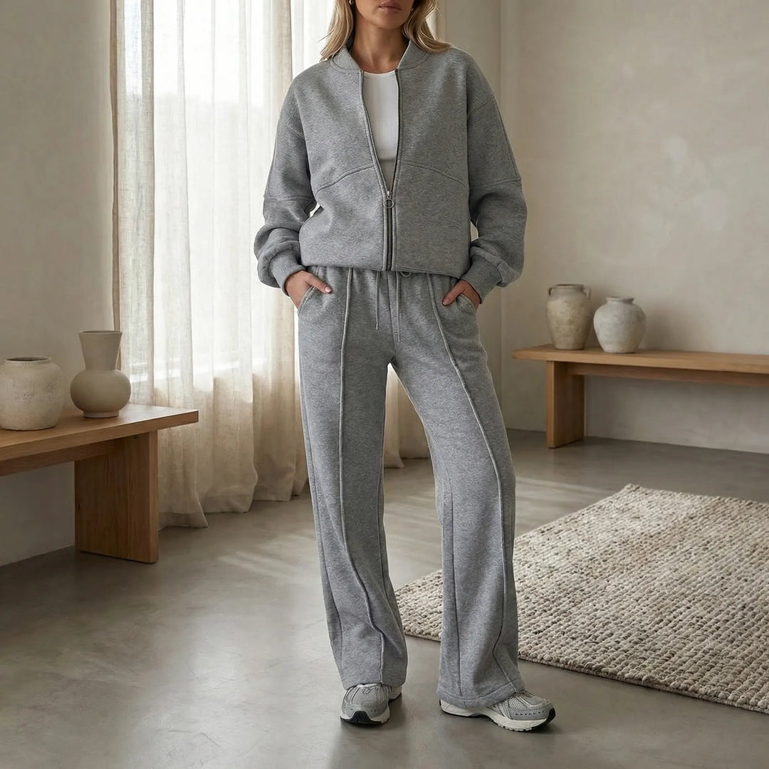 Damen Zweiteiler Set Hayley mit Reißverschluss, Hose & Oberteil. Bequem & stilvoll für Alltag.