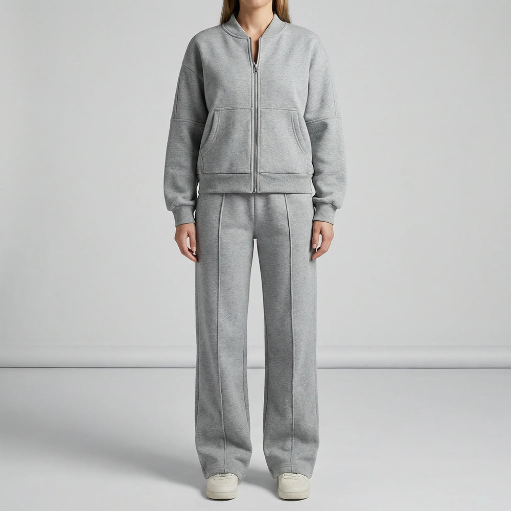 Bequemes Damen Zweiteiler Set mit Reißverschluss-Oberteil & Hose, ideal für Freizeit & Alltag.