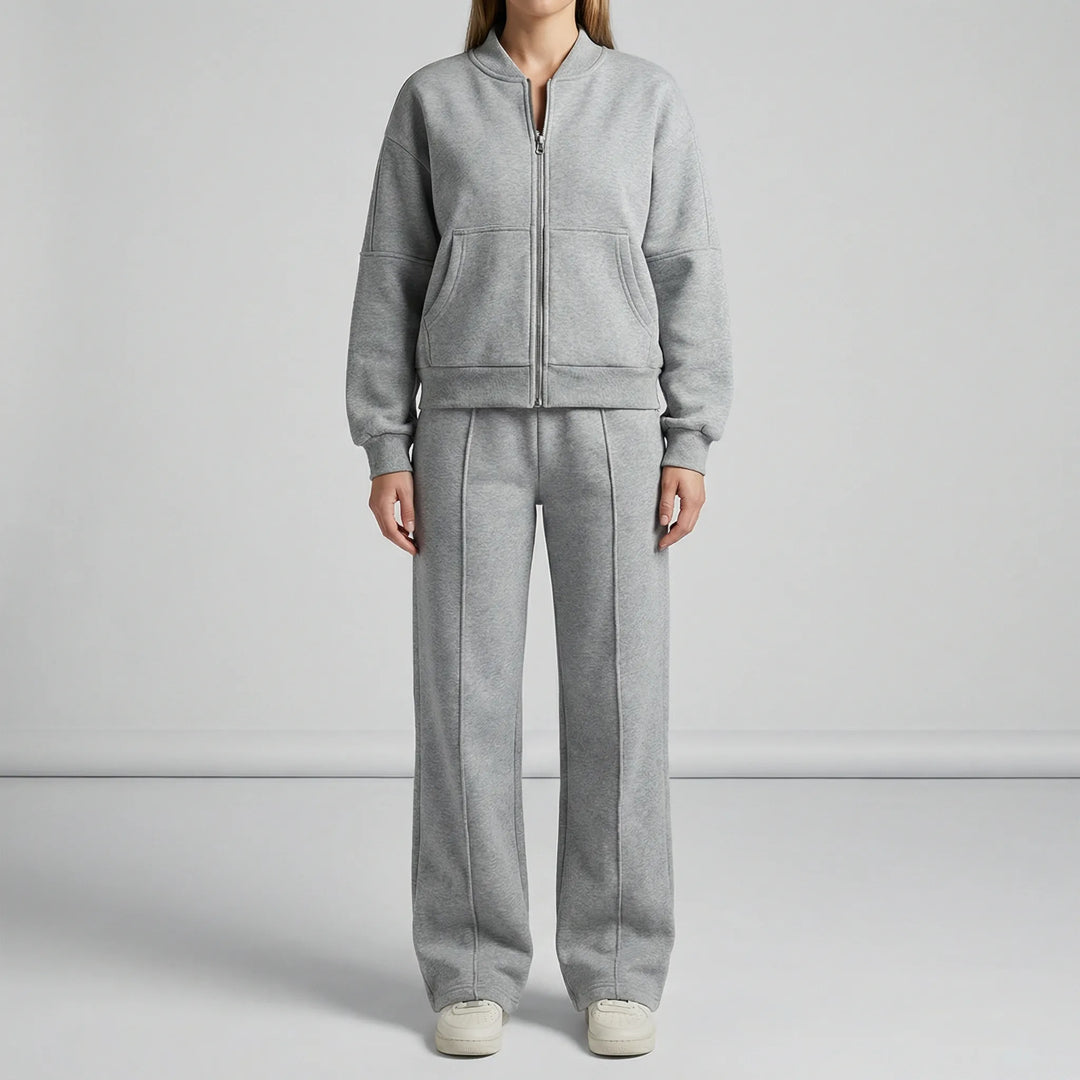 Bequemes Damen Zweiteiler Set mit Reißverschluss-Oberteil & Hose, ideal für Freizeit & Alltag.