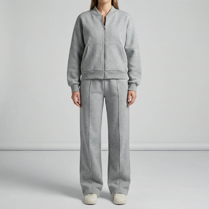 Bequemes Damen Zweiteiler Set mit Reißverschluss-Oberteil & Hose, ideal für Freizeit & Alltag.