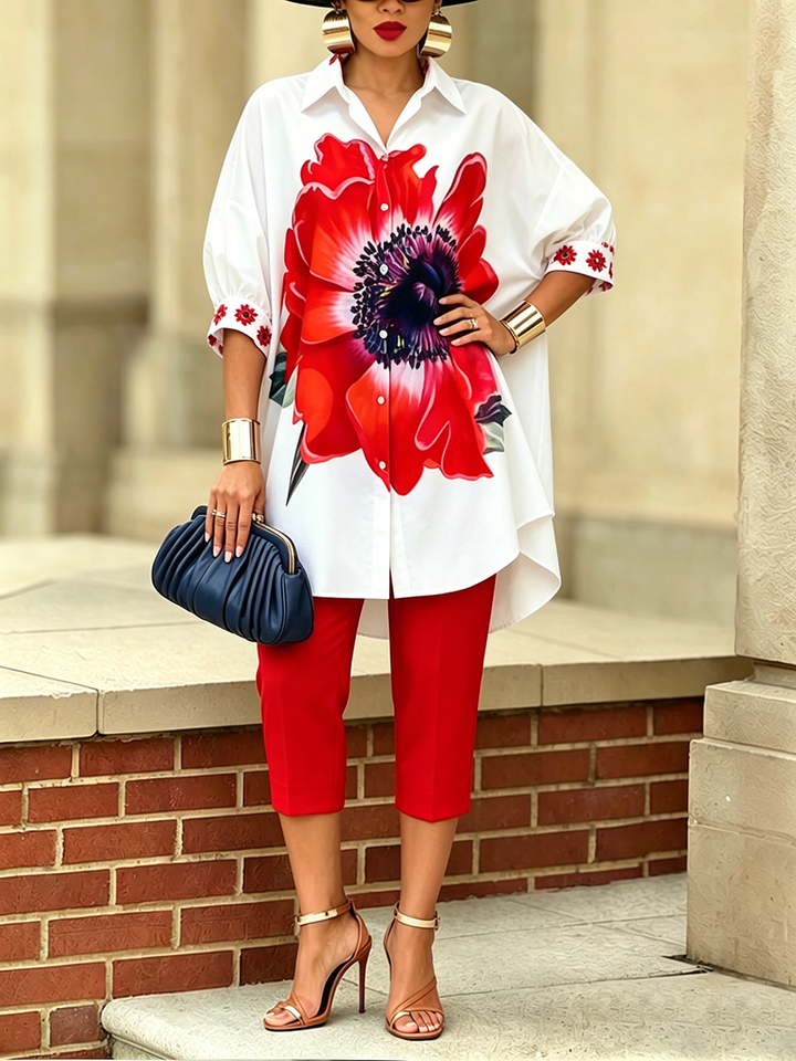 Eleganter Damen Zweiteiler mit Blumenmuster, bestehend aus Bluse & Hose. Perfekt für Business Casual & Freizeit.