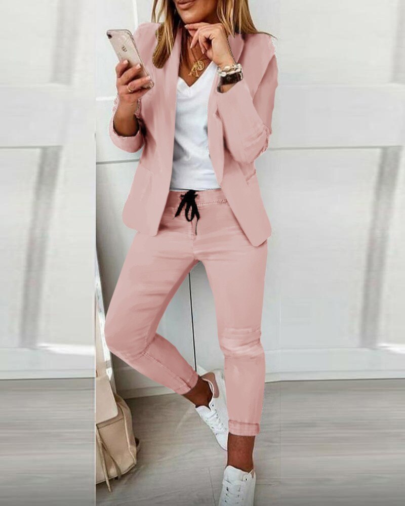 Bequeme Damen Hose vom Zweiteiler Marie-Louise, vielseitig für Business und Casual Looks.