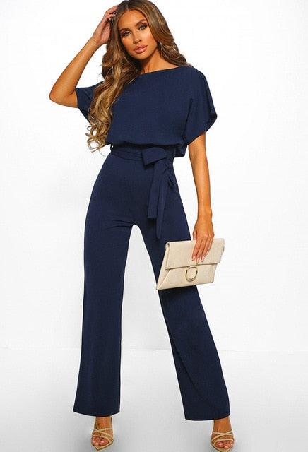 Moderner Damen Jumpsuit für Frühling & Sommer. Vielseitiger Overall, elegant & bequem für jeden Anlass.