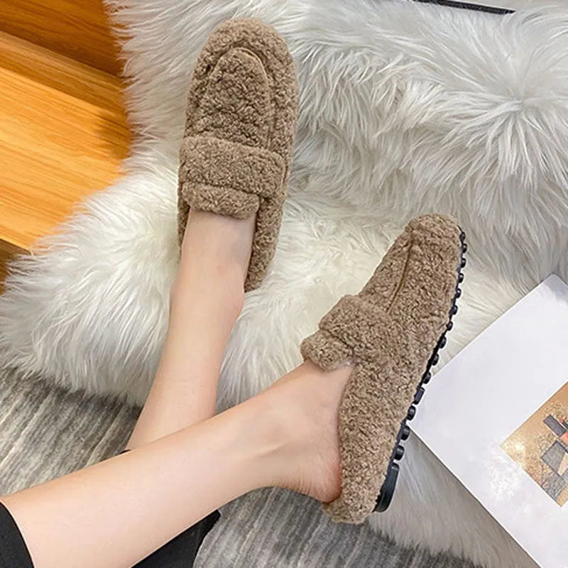 Hochwertiger Damen Winter Loafer, kuschelig gefüttert, weiche Mokassins für warme und stilvolle Wintertage.