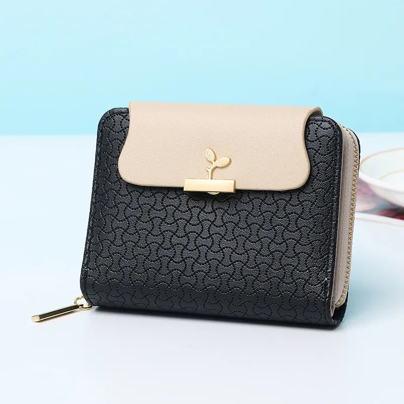 Stilvolle Damen Geldbörse mit einzigartigem Blatt Design, perfekt als Clutch.