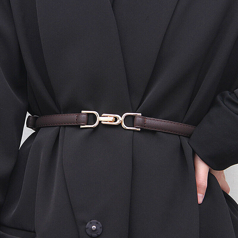 Verstellbarer Damengürtel in schmalem Design, goldene Schnalle, perfekt als Taillengürtel für Kleider.