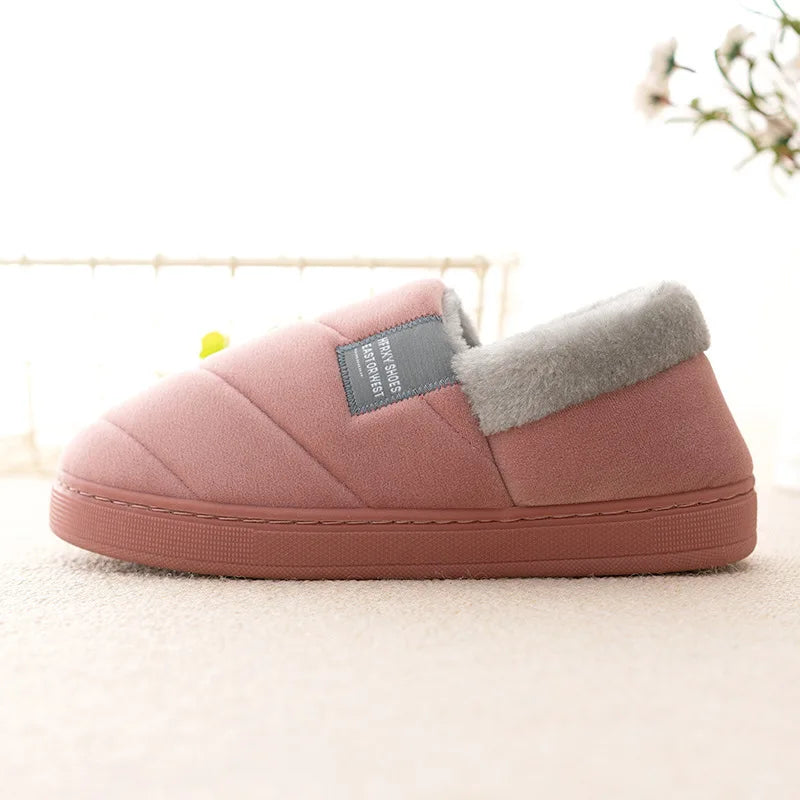 Robuste und kuschelige Unisex Home Office Pantoffeln, garantieren warme Füße den ganzen Tag.