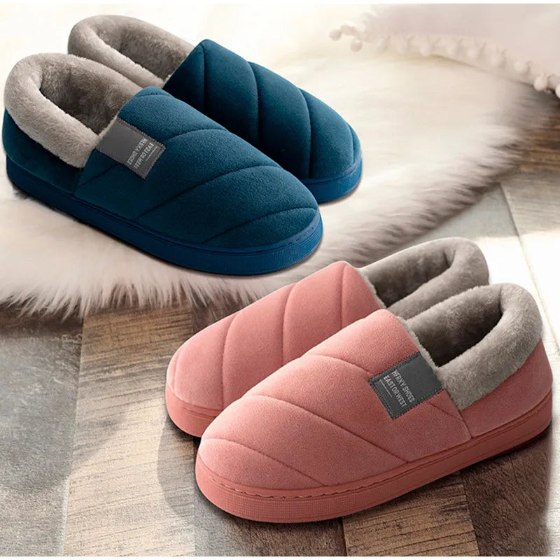 Modische Winterhausschuhe im Moccasin-Design, rutschfest und extra warm für die ganze Familie.