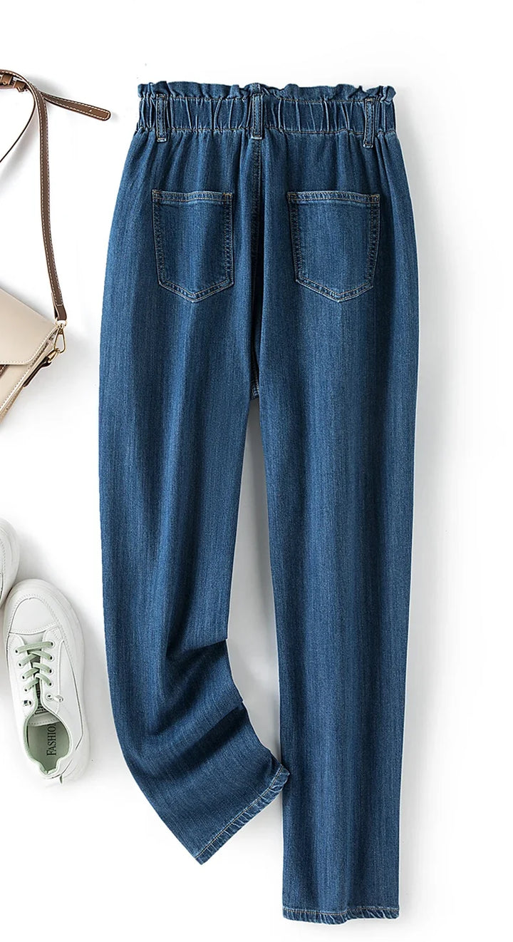 Mittelblaue Damenjeans Übergröße, hoher Bund, Stretch, ideal für Komfort & Stil.