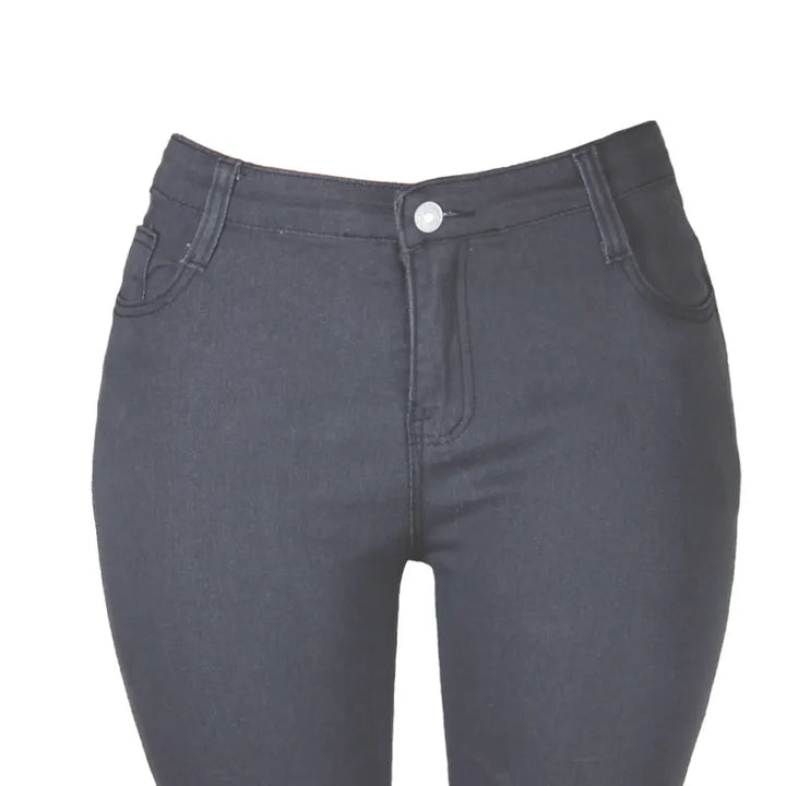 Hochwertige Damen Stretchjeans Übergröße, High Waist für optimalen Halt und eine perfekte Passform.