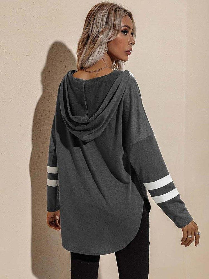 Komfortabler Damen Oversize Hoodie, dein Must-have für entspannte Herbstmomente und Gemütlichkeit.