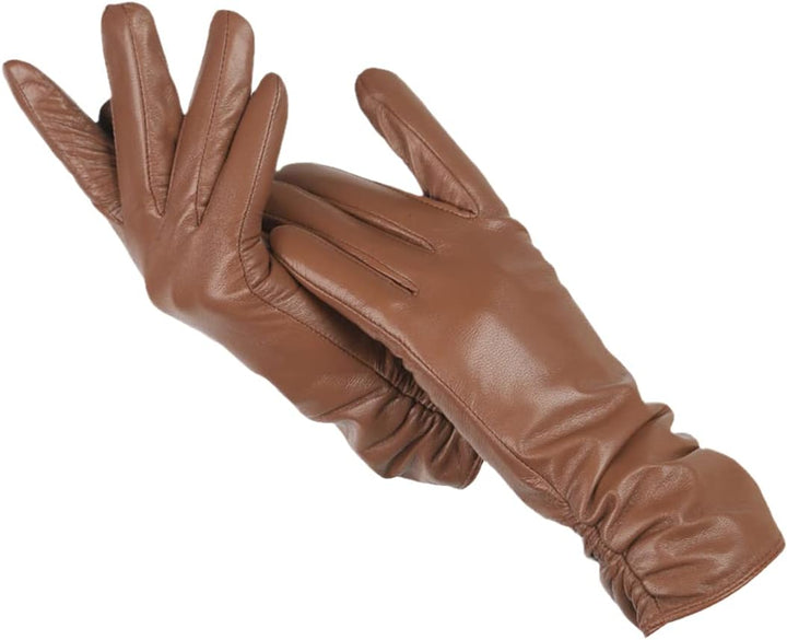 Detailaufnahme der geschmeidigen Damen Lederhandschuhe, zeigen die hohe Qualität und Verarbeitung.