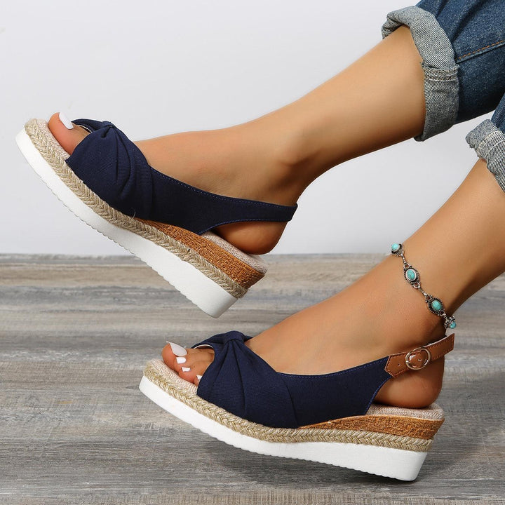 Hochwertige Damen Keilsandalen, bequeme Sommersandalen für stilvolle Auftritte und Wohlbefinden.