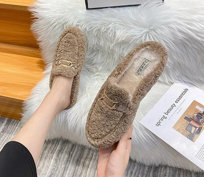 Eleganter Damen Winter Loafer mit weichem Futter, warmer Hausschuh für gemütliche Wintertage.
