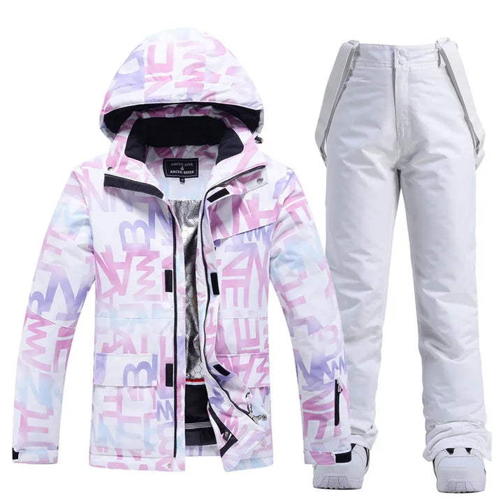 Skianzug Aurora, perfekt für Damen, die Stil & Wärme auf der Piste suchen. Hochwertige Winterbekleidung.