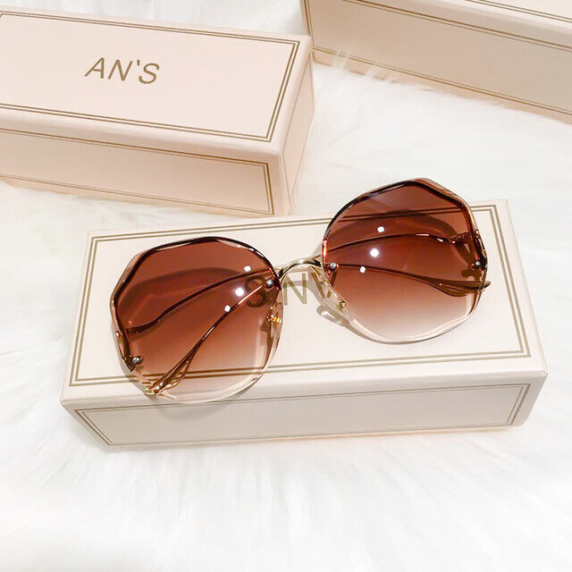 Unisex Luxus Farbverlauf Sonnenbrille mit stilvollem UV-Schutz für Damen & Herren.