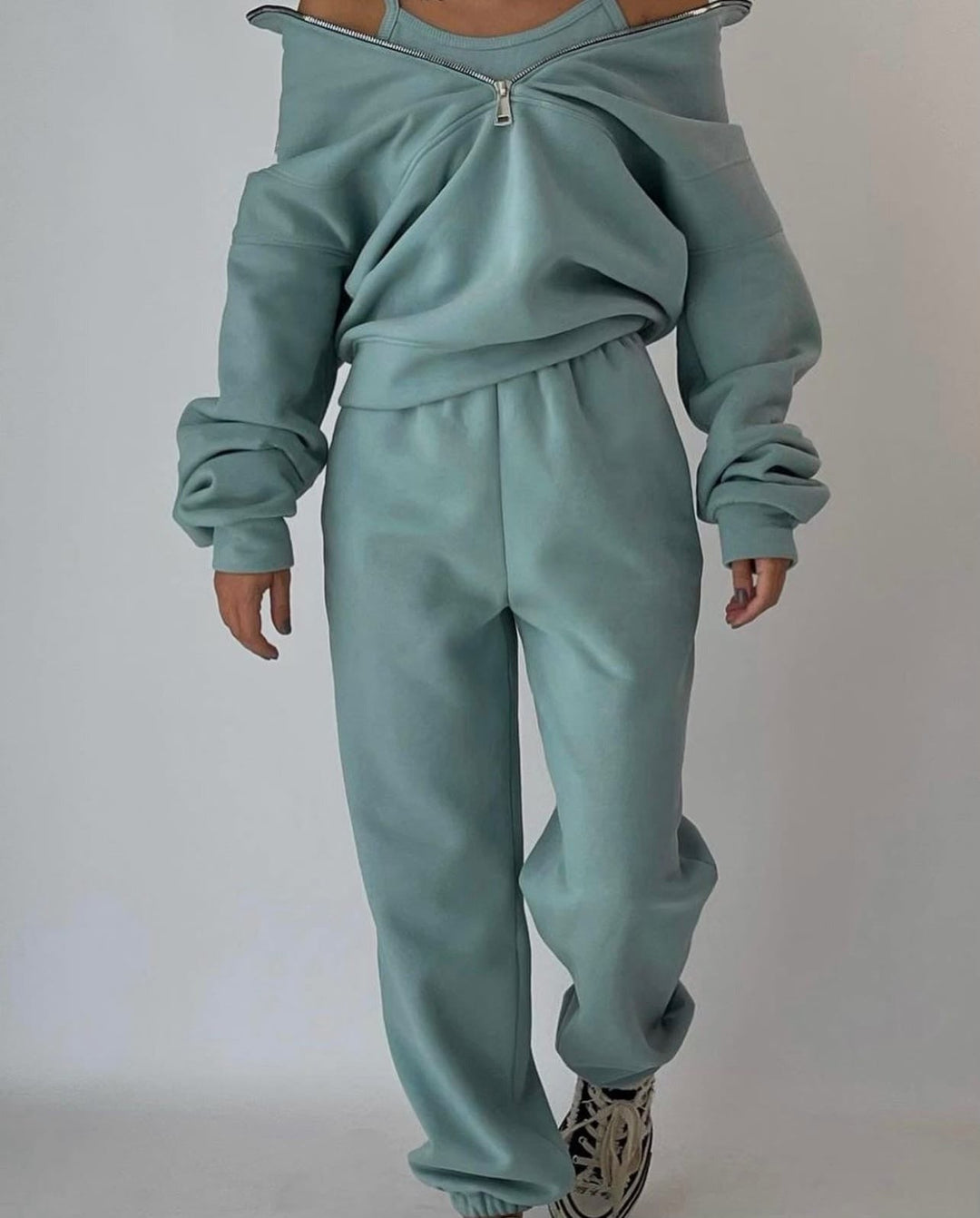 Stilvolles Damen Evy Lounge Set, ideale Freizeitkleidung. Bequem & modern für Haus und Alltag.