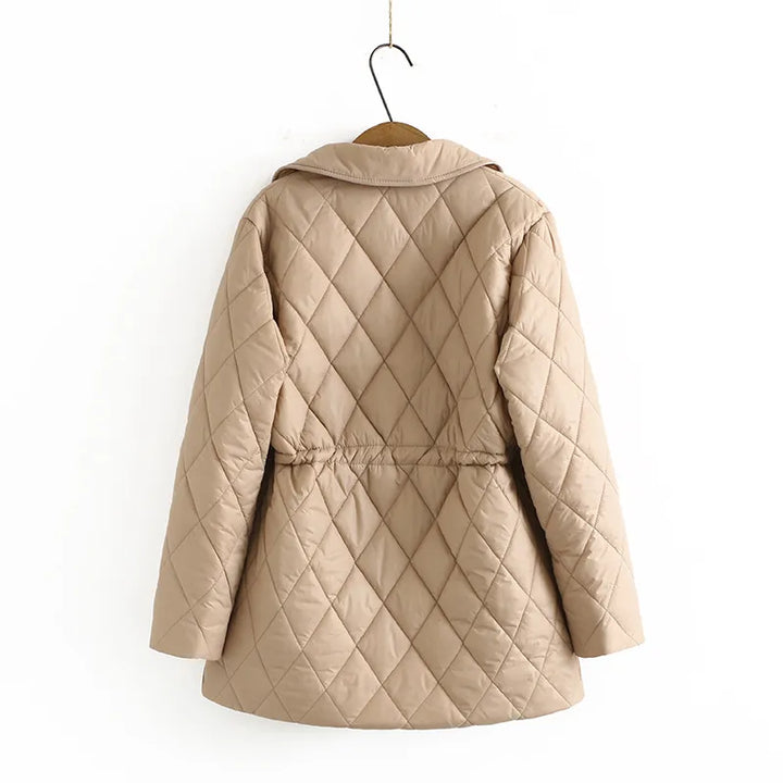 Modische Damen Steppjacke in großen Größen mit elegantem Muster, ideal für Herbst/Winter Damenmode.